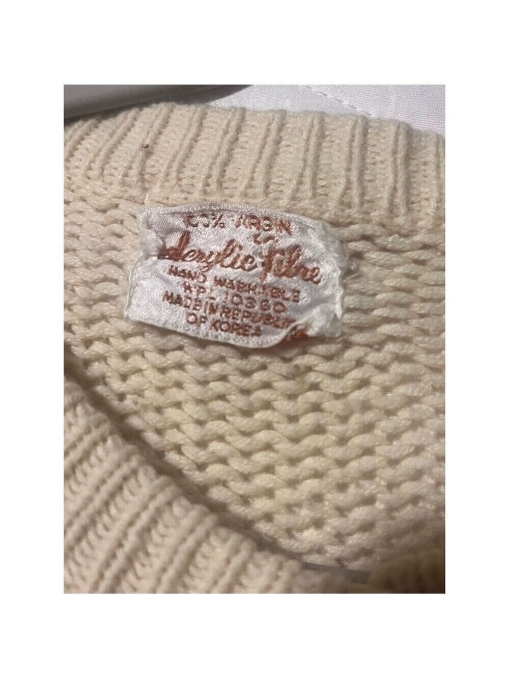 Virgin Acrylic Fiber sweater made in Korea crochet buttons size medium cream - Picture 9 of 11